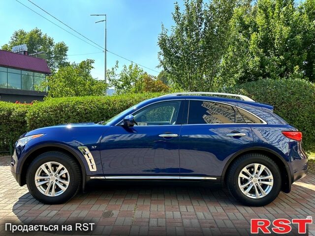 Синій Інфініті QX70, об'ємом двигуна 3.7 л та пробігом 197 тис. км за 15555 $, фото 3 на Automoto.ua