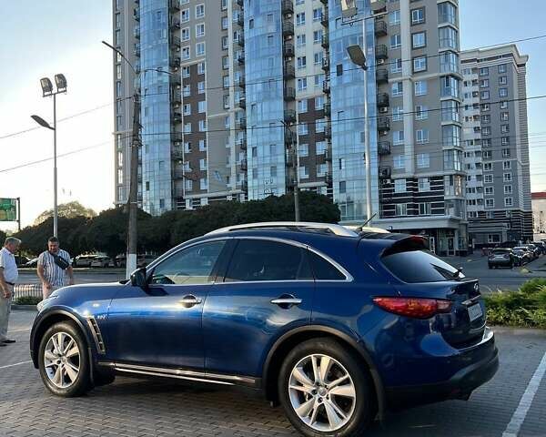 Синий Инфинити QX70, объемом двигателя 2.99 л и пробегом 157 тыс. км за 17950 $, фото 6 на Automoto.ua