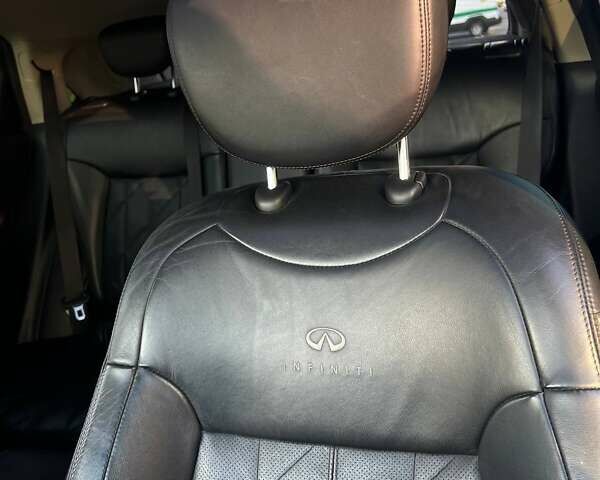 Синий Инфинити QX70, объемом двигателя 2.99 л и пробегом 157 тыс. км за 17950 $, фото 15 на Automoto.ua