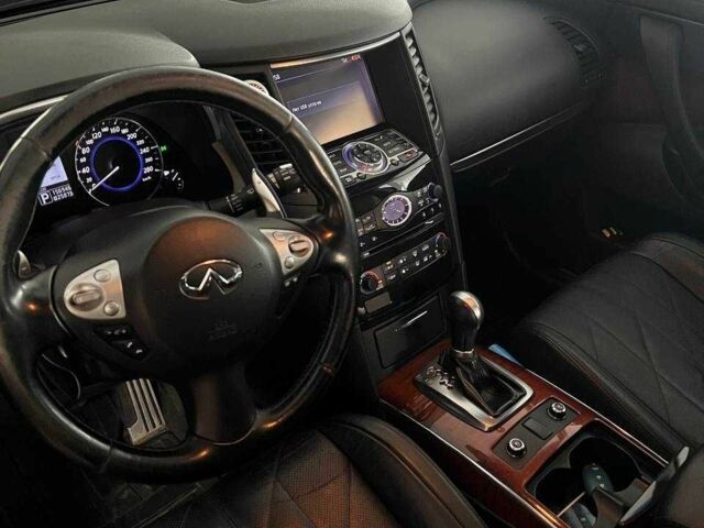 Синій Інфініті QX70, об'ємом двигуна 3 л та пробігом 157 тис. км за 17950 $, фото 8 на Automoto.ua