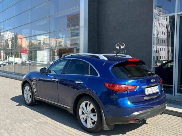 Синій Інфініті QX70, об'ємом двигуна 3 л та пробігом 157 тис. км за 17950 $, фото 5 на Automoto.ua