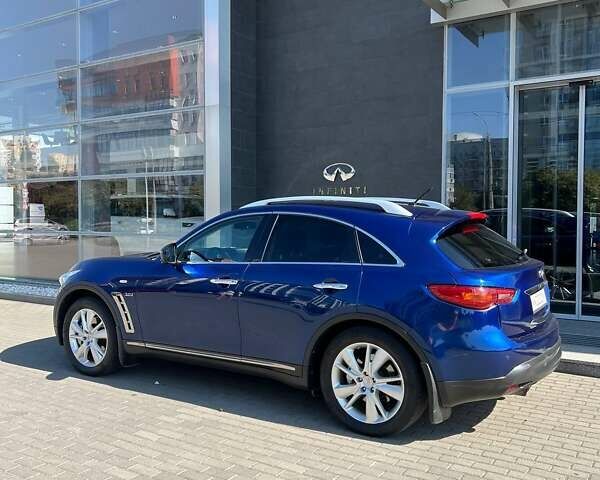 Синий Инфинити QX70, объемом двигателя 2.99 л и пробегом 157 тыс. км за 17950 $, фото 11 на Automoto.ua