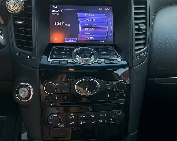 Синий Инфинити QX70, объемом двигателя 2.99 л и пробегом 157 тыс. км за 17950 $, фото 22 на Automoto.ua