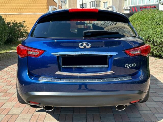Синий Инфинити QX70, объемом двигателя 3.7 л и пробегом 197 тыс. км за 15555 $, фото 8 на Automoto.ua