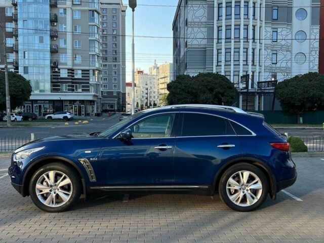 Синій Інфініті QX70, об'ємом двигуна 3 л та пробігом 157 тис. км за 17950 $, фото 4 на Automoto.ua