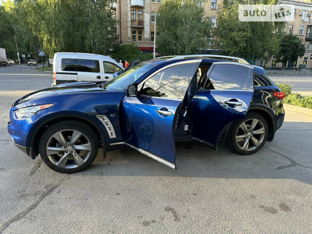 Синий Инфинити QX70, объемом двигателя 3.7 л и пробегом 160 тыс. км за 23900 $, фото 17 на Automoto.ua