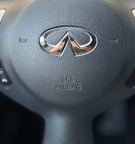 Синій Інфініті QX70, об'ємом двигуна 2.99 л та пробігом 116 тис. км за 28500 $, фото 16 на Automoto.ua