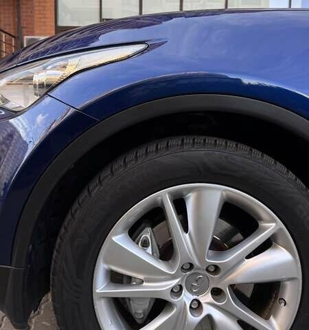 Синій Інфініті QX70, об'ємом двигуна 2.99 л та пробігом 116 тис. км за 28500 $, фото 44 на Automoto.ua