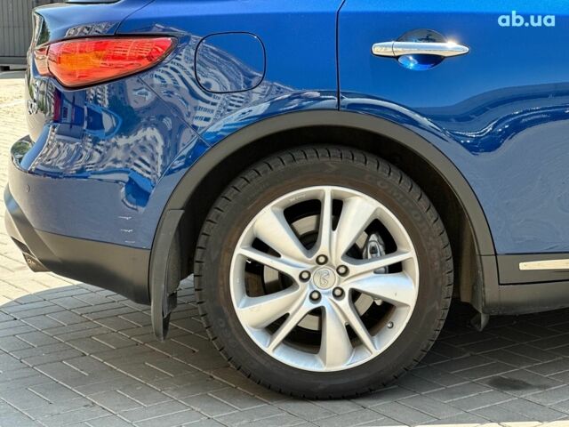 Синий Инфинити QX70, объемом двигателя 3 л и пробегом 101 тыс. км за 29490 $, фото 13 на Automoto.ua