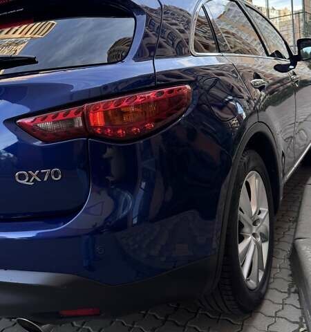 Синій Інфініті QX70, об'ємом двигуна 2.99 л та пробігом 116 тис. км за 28500 $, фото 45 на Automoto.ua