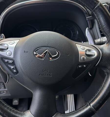 Синій Інфініті QX70, об'ємом двигуна 2.99 л та пробігом 116 тис. км за 28500 $, фото 29 на Automoto.ua