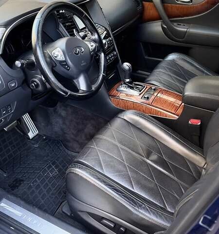 Синій Інфініті QX70, об'ємом двигуна 2.99 л та пробігом 116 тис. км за 28500 $, фото 53 на Automoto.ua