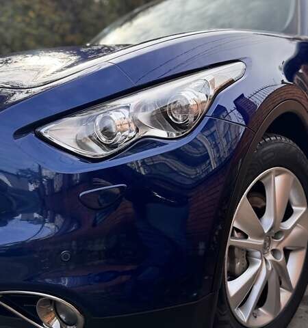 Синій Інфініті QX70, об'ємом двигуна 2.99 л та пробігом 116 тис. км за 28500 $, фото 70 на Automoto.ua