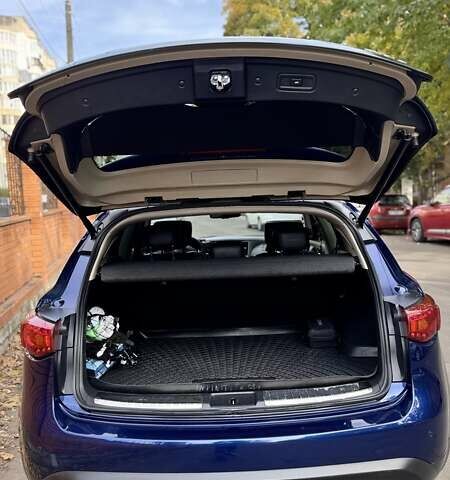 Синій Інфініті QX70, об'ємом двигуна 2.99 л та пробігом 116 тис. км за 28500 $, фото 57 на Automoto.ua