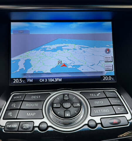 Синий Инфинити QX70, объемом двигателя 2.99 л и пробегом 117 тыс. км за 25300 $, фото 3 на Automoto.ua