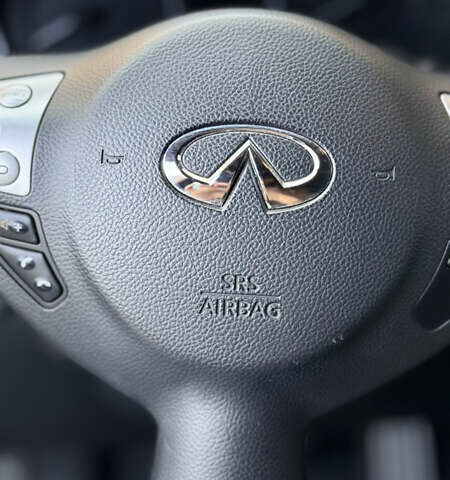 Синий Инфинити QX70, объемом двигателя 2.99 л и пробегом 117 тыс. км за 25300 $, фото 1 на Automoto.ua