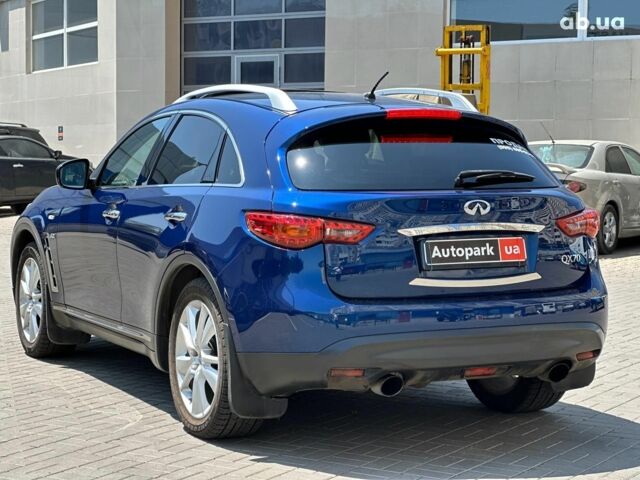 Синий Инфинити QX70, объемом двигателя 3 л и пробегом 101 тыс. км за 29490 $, фото 8 на Automoto.ua