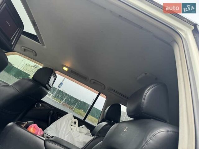 Білий Інфініті QX80, об'ємом двигуна 5.55 л та пробігом 201 тис. км за 17999 $, фото 22 на Automoto.ua