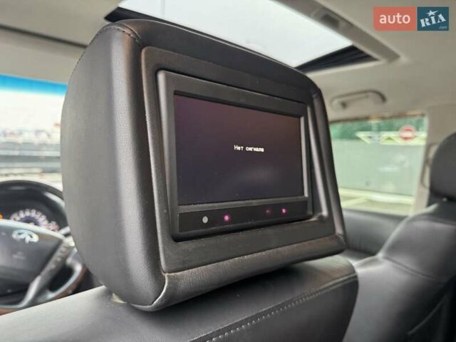 Білий Інфініті QX80, об'ємом двигуна 5.55 л та пробігом 201 тис. км за 17999 $, фото 21 на Automoto.ua