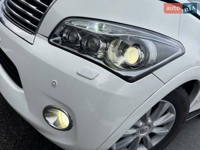 Білий Інфініті QX80, об'ємом двигуна 5.55 л та пробігом 201 тис. км за 17999 $, фото 42 на Automoto.ua
