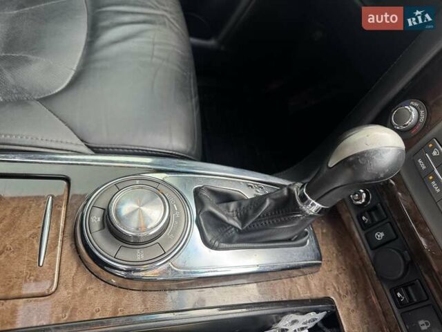 Білий Інфініті QX80, об'ємом двигуна 5.55 л та пробігом 201 тис. км за 17999 $, фото 31 на Automoto.ua