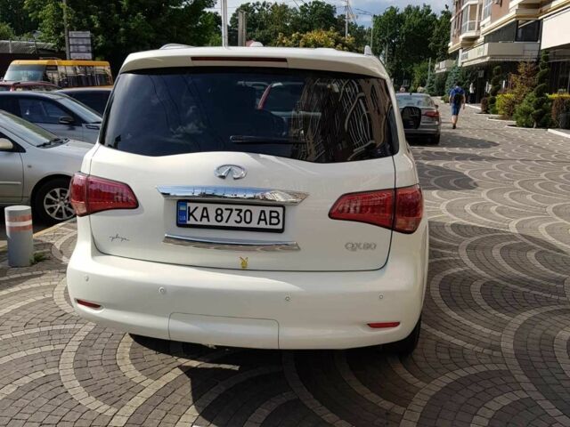 Белый Инфинити QX80, объемом двигателя 5.6 л и пробегом 2 тыс. км за 19000 $, фото 6 на Automoto.ua