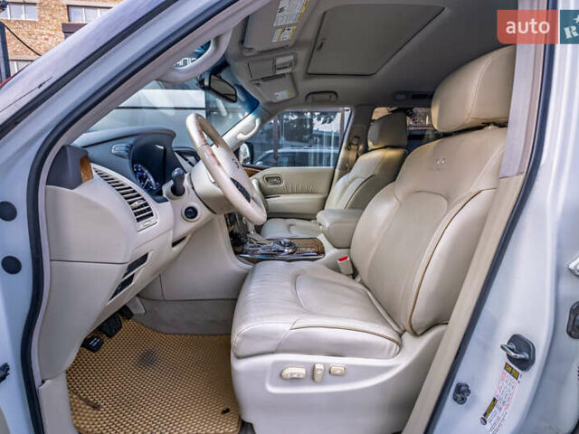Белый Инфинити QX80, объемом двигателя 5.55 л и пробегом 81 тыс. км за 25000 $, фото 27 на Automoto.ua