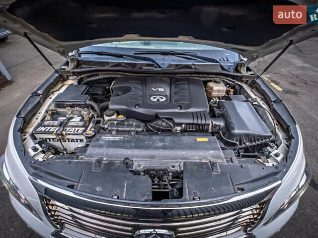 Белый Инфинити QX80, объемом двигателя 5.55 л и пробегом 81 тыс. км за 25000 $, фото 42 на Automoto.ua