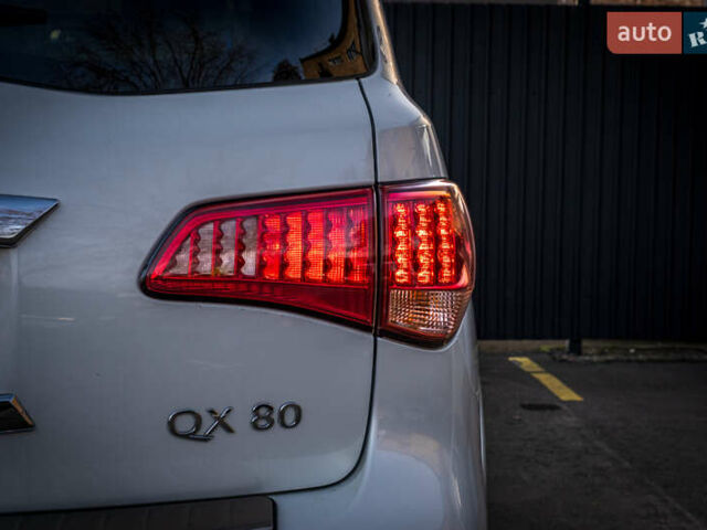 Белый Инфинити QX80, объемом двигателя 5.55 л и пробегом 81 тыс. км за 25000 $, фото 14 на Automoto.ua