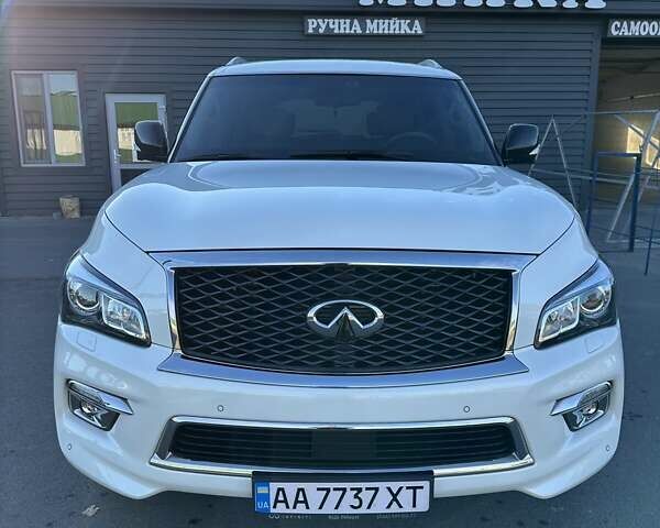 Белый Инфинити QX80, объемом двигателя 5.55 л и пробегом 48 тыс. км за 29900 $, фото 4 на Automoto.ua