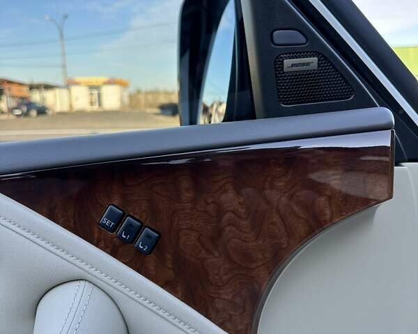 Белый Инфинити QX80, объемом двигателя 5.55 л и пробегом 48 тыс. км за 29900 $, фото 20 на Automoto.ua