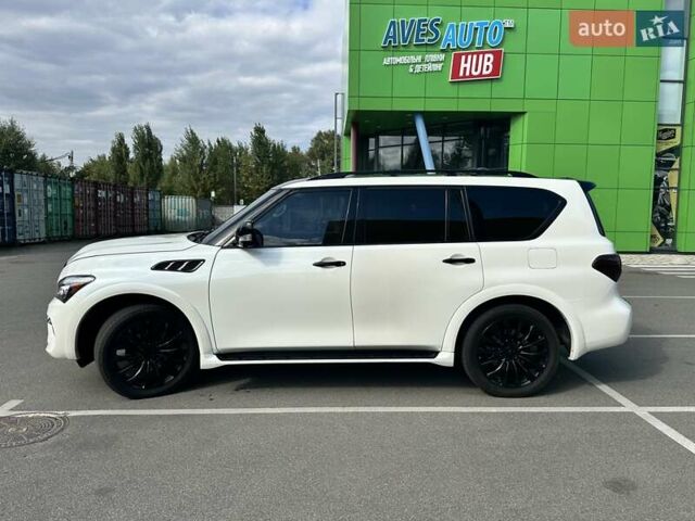 Белый Инфинити QX80, объемом двигателя 5.55 л и пробегом 44 тыс. км за 33000 $, фото 4 на Automoto.ua