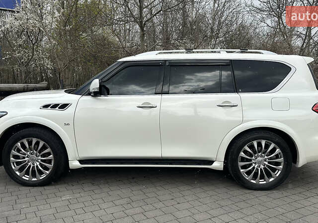 Белый Инфинити QX80, объемом двигателя 5.55 л и пробегом 153 тыс. км за 34999 $, фото 4 на Automoto.ua