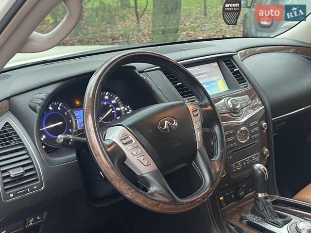 Белый Инфинити QX80, объемом двигателя 5.6 л и пробегом 172 тыс. км за 22990 $, фото 17 на Automoto.ua