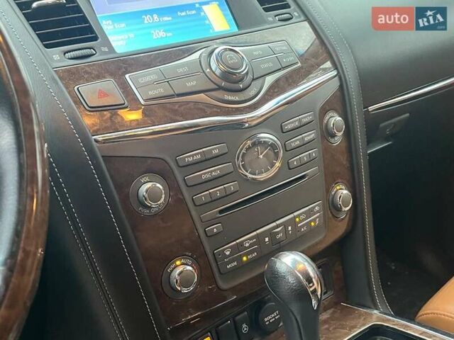 Белый Инфинити QX80, объемом двигателя 5.6 л и пробегом 172 тыс. км за 22990 $, фото 21 на Automoto.ua