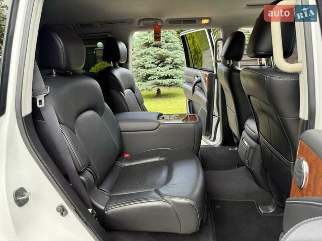 Білий Інфініті QX80, об'ємом двигуна 5.55 л та пробігом 117 тис. км за 30999 $, фото 33 на Automoto.ua