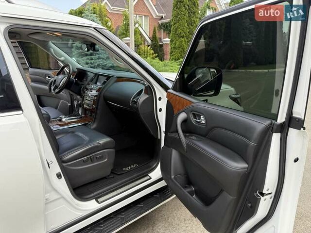 Білий Інфініті QX80, об'ємом двигуна 5.55 л та пробігом 117 тис. км за 30999 $, фото 42 на Automoto.ua