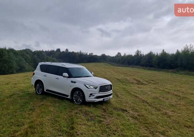Белый Инфинити QX80, объемом двигателя 5.6 л и пробегом 75 тыс. км за 44000 $, фото 37 на Automoto.ua