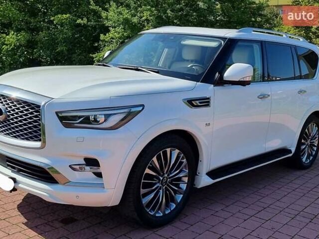 Белый Инфинити QX80, объемом двигателя 5.6 л и пробегом 75 тыс. км за 44000 $, фото 8 на Automoto.ua