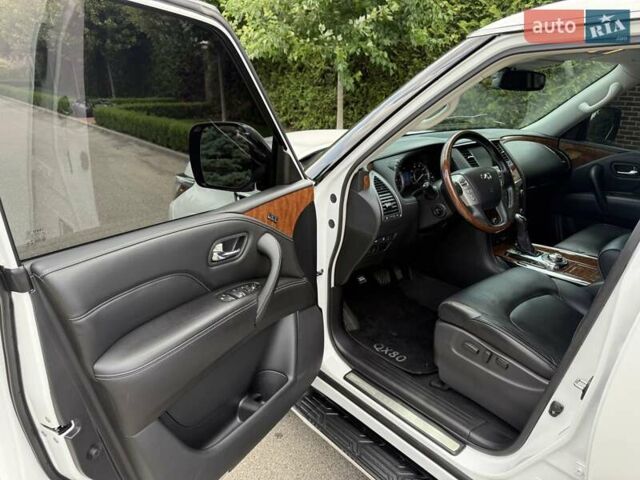 Білий Інфініті QX80, об'ємом двигуна 5.55 л та пробігом 117 тис. км за 30999 $, фото 50 на Automoto.ua