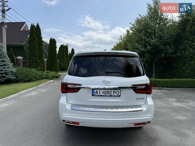 Білий Інфініті QX80, об'ємом двигуна 5.55 л та пробігом 117 тис. км за 30999 $, фото 5 на Automoto.ua
