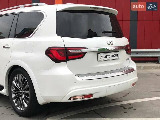 Білий Інфініті QX80, об'ємом двигуна 5.55 л та пробігом 112 тис. км за 41990 $, фото 5 на Automoto.ua