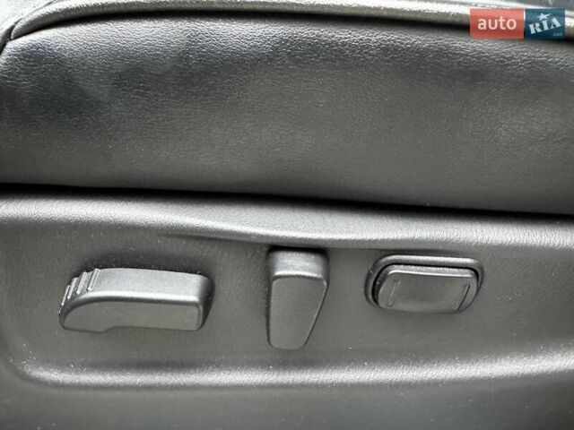 Белый Инфинити QX80, объемом двигателя 5.55 л и пробегом 57 тыс. км за 44000 $, фото 26 на Automoto.ua