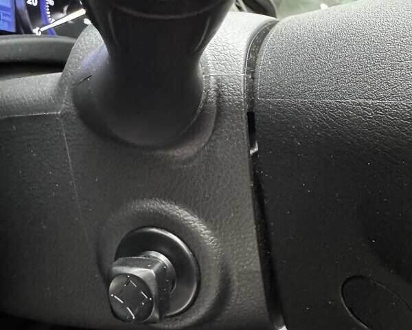 Белый Инфинити QX80, объемом двигателя 5.55 л и пробегом 57 тыс. км за 44000 $, фото 36 на Automoto.ua