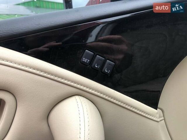 Білий Інфініті QX80, об'ємом двигуна 5.55 л та пробігом 112 тис. км за 41990 $, фото 16 на Automoto.ua