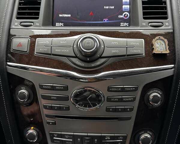 Белый Инфинити QX80, объемом двигателя 5.55 л и пробегом 57 тыс. км за 44000 $, фото 33 на Automoto.ua