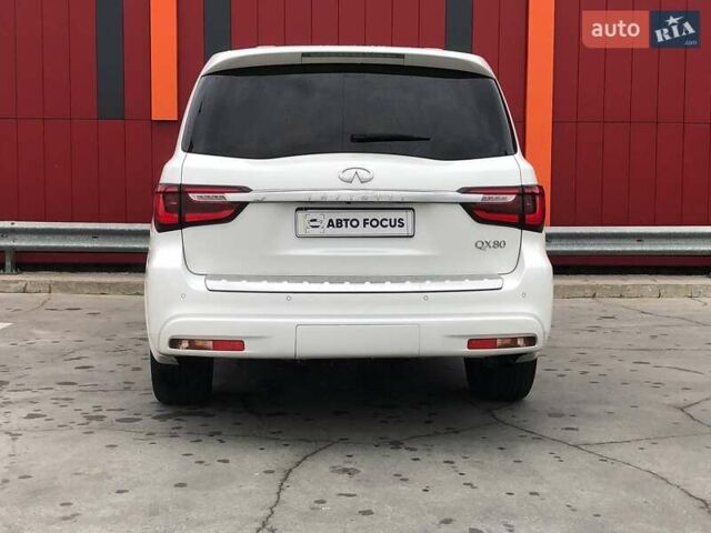 Білий Інфініті QX80, об'ємом двигуна 5.55 л та пробігом 112 тис. км за 41990 $, фото 6 на Automoto.ua