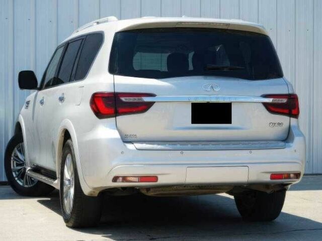 Білий Інфініті QX80, об'ємом двигуна 5.6 л та пробігом 45 тис. км за 15000 $, фото 7 на Automoto.ua
