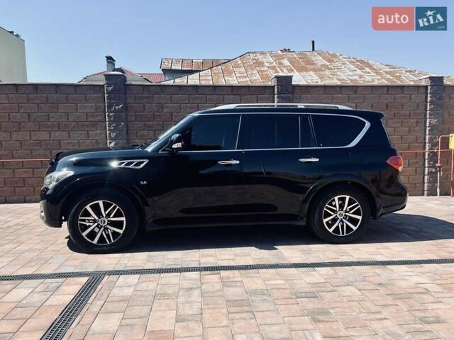 Черный Инфинити QX80, объемом двигателя 5.55 л и пробегом 165 тыс. км за 22000 $, фото 3 на Automoto.ua