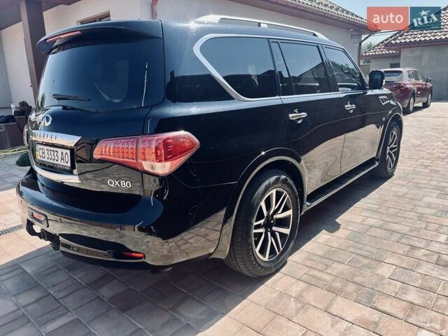 Черный Инфинити QX80, объемом двигателя 5.55 л и пробегом 165 тыс. км за 22000 $, фото 6 на Automoto.ua